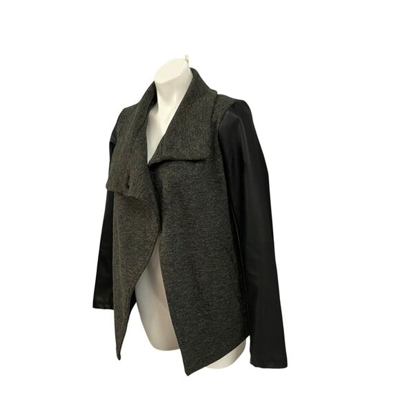 Fabletics Blazer Womens Medium Gray Jacket Contrast Sleeve Officecore Coat Work - Picture 7 of 16